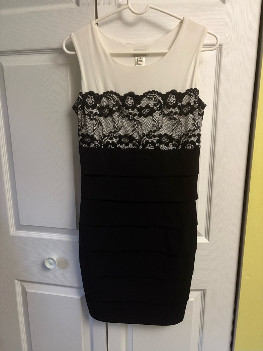 Studio Black and White Lace Paneled Sleeveless Mini Dress